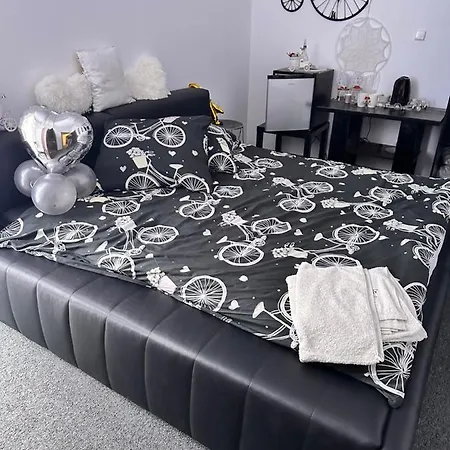 Kamienny Dworek 3* Kamień